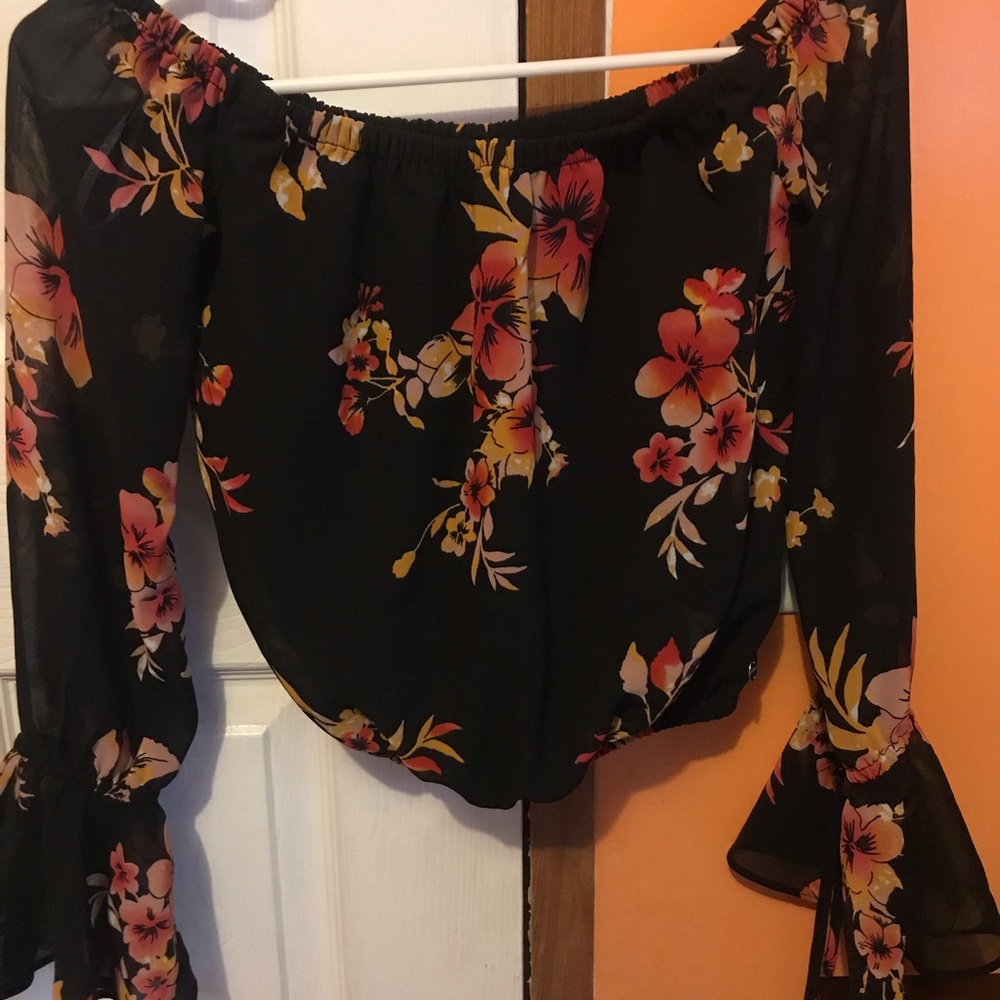 Shirt floral brand guess xs